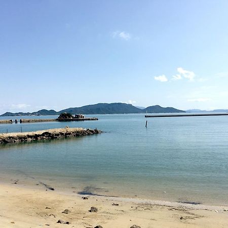 Namihei II Hotel Naoshima Exterior photo